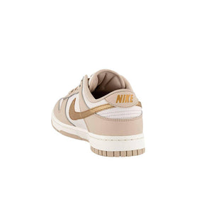 Tênis Nike Dunk - Nude/Dourado