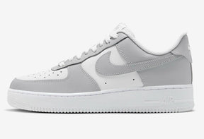 Tênis Nike Air Force 1 - Cinza/Branco