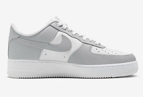 Tênis Nike Air Force 1 - Cinza/Branco