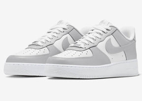 Tênis Nike Air Force 1 - Cinza/Branco